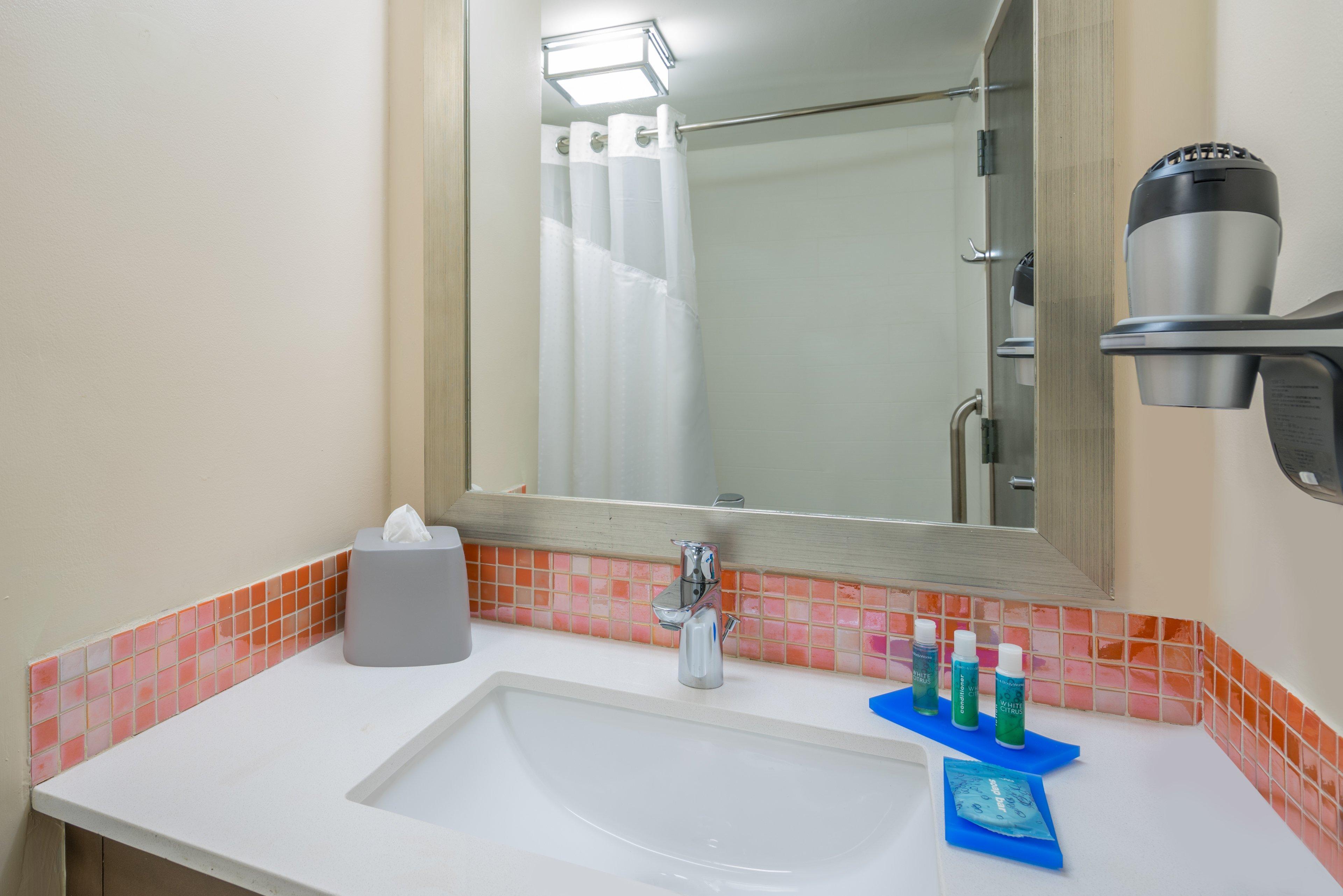 Holiday Inn Express & Suites Nassau By Ihg Zewnętrze zdjęcie